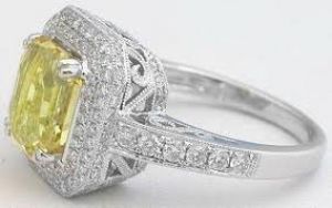 Photos of engagement rings - Luscious blog - diamond engagement ring images.jpg